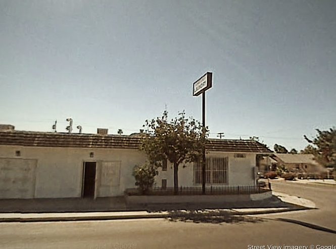 Flower Street Coin Laundry, 2007